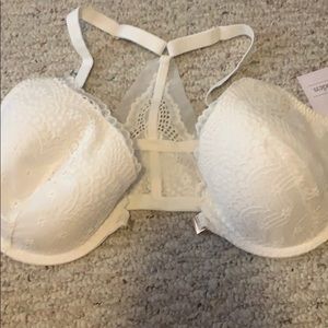 Clip in front bra